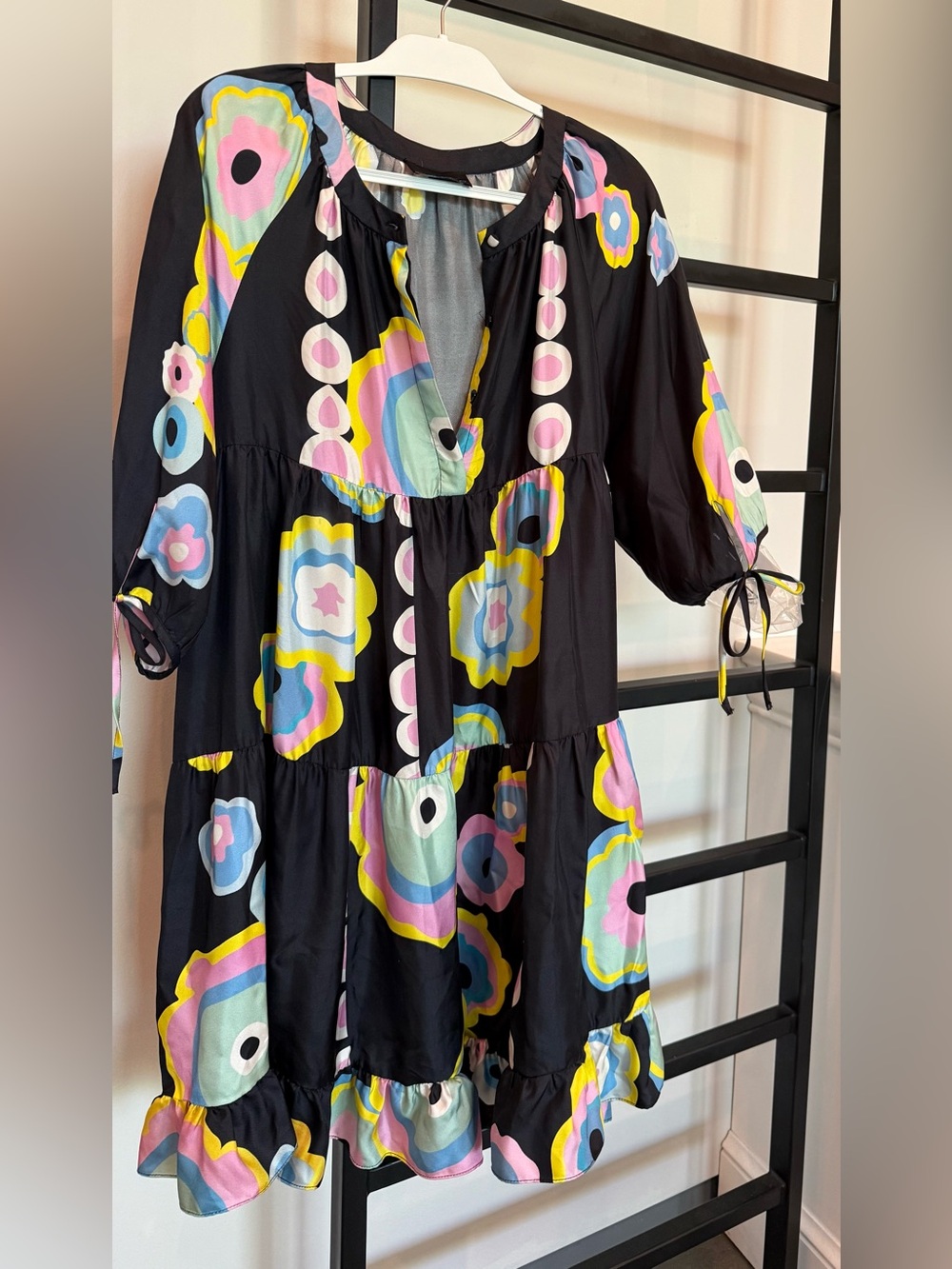 Cynthia Rowley Penelope Blossom Print
Tiered Dress Size M
